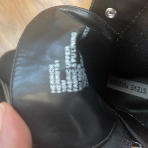 New Steve Madden - Picture 8 of 9